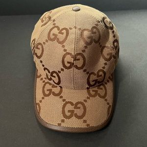 GUCCI Beige & Brown Jumbo GG Canvas Baseball Cap